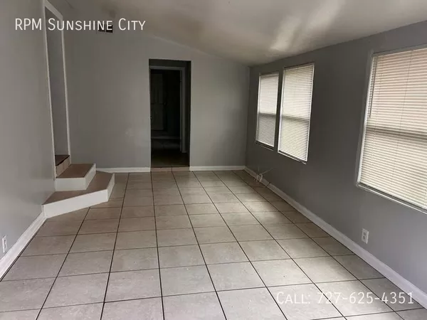 4 bedrooms apartment for rent in Sulphur Springs - North Tampa, Tampa