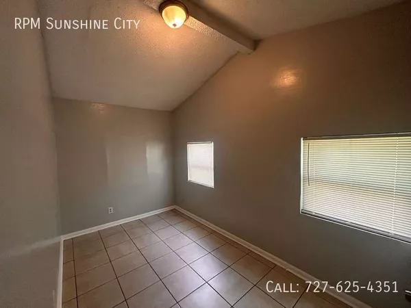 4 bedrooms apartment for rent in Sulphur Springs - North Tampa, Tampa