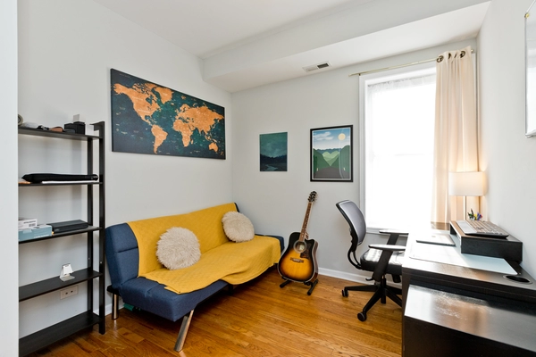 2 bedrooms apartment for rent in Logan Square - North Side, Chicago