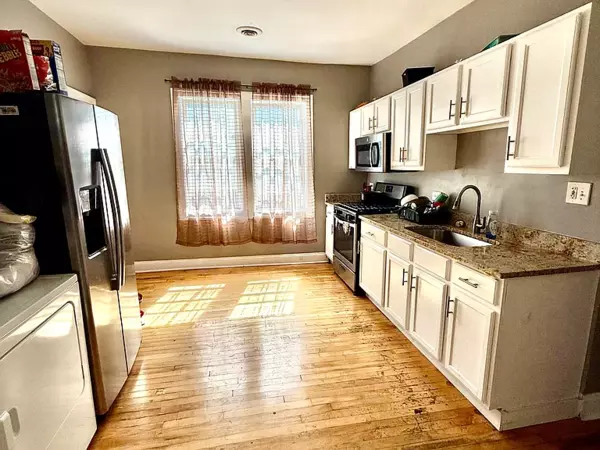 5 bedrooms apartment for rent in West Town - West Side, Chicago