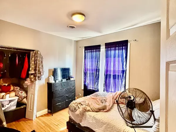 5 bedrooms apartment for rent in West Town - West Side, Chicago
