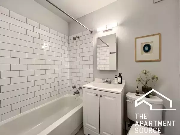 Studio Apartment for rent in Gold Coast - Central, Chicago