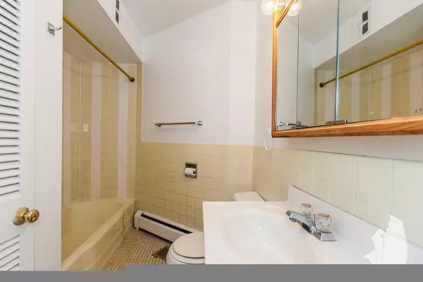 1 bedroom apartment for rent in Gold Coast - Central, Chicago