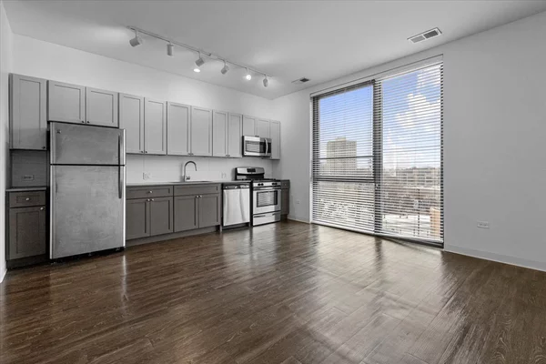 Studio Apartment for rent in River West - Central, Chicago