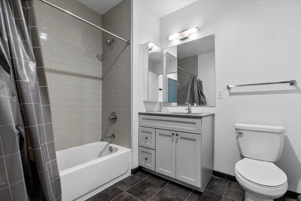 Studio Apartment for rent in River West - Central, Chicago