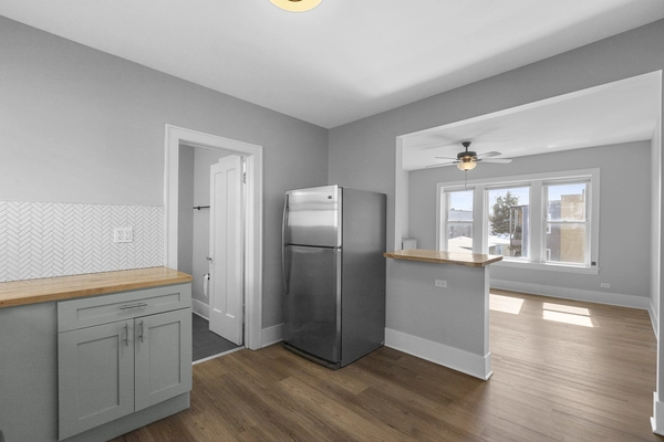 2 bedrooms apartment for rent in Irving Park - Northwest Side, Chicago