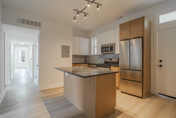 3 bedrooms apartment for rent in Humboldt Park - West Side, Chicago