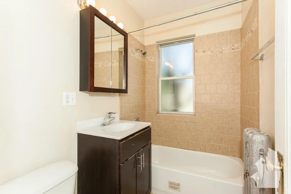 2 bedrooms apartment for rent in Andersonville - Far North Side, Chicago