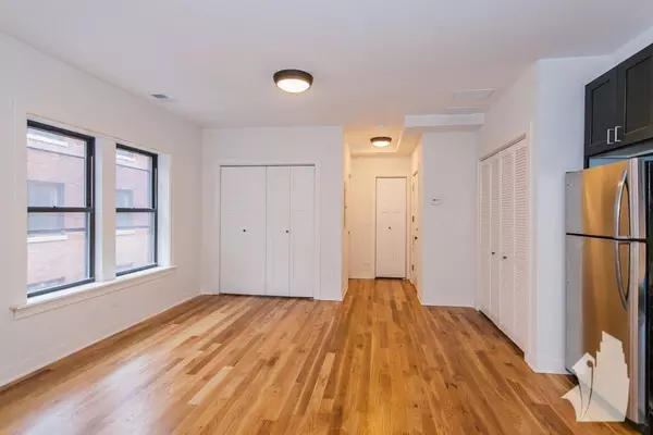 Studio Apartment for rent in North Center - North Side, Chicago