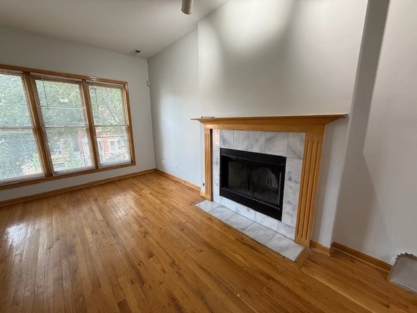 3 bedrooms apartment for rent in Ukrainian Village - West Side, Chicago