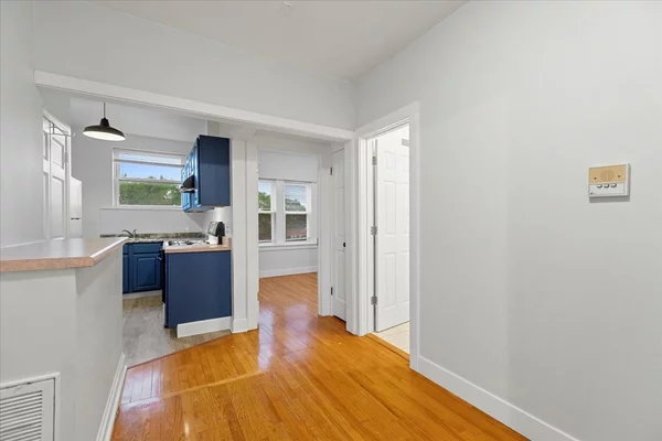2 bedrooms apartment for rent in Irving Park - Northwest Side, Chicago
