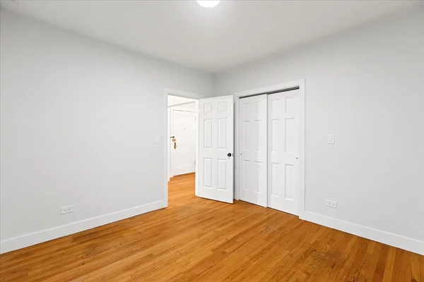 2 bedrooms apartment for rent in Irving Park - Northwest Side, Chicago
