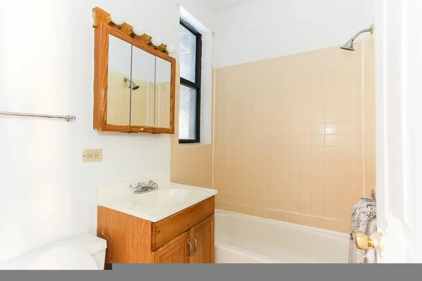 2 bedrooms apartment for rent in Humboldt Park - West Side, Chicago