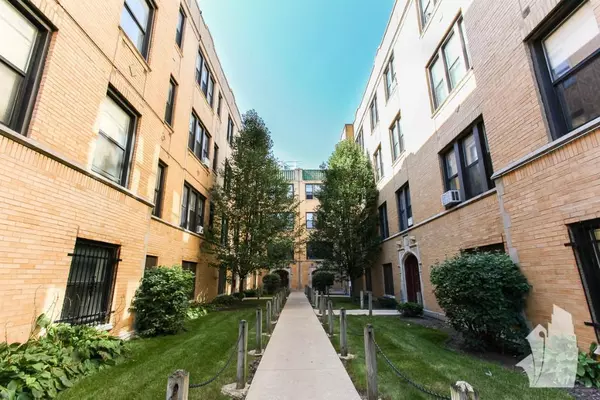 2 bedrooms apartment for rent in Humboldt Park - West Side, Chicago