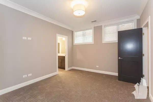 2 bedrooms apartment for rent in Lincoln Park - North Side, Chicago
