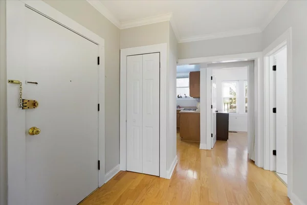 2 bedrooms apartment for rent in Irving Park - Northwest Side, Chicago