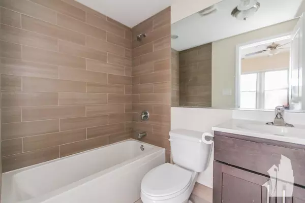 3 bedrooms apartment for rent in Andersonville - Far North Side, Chicago