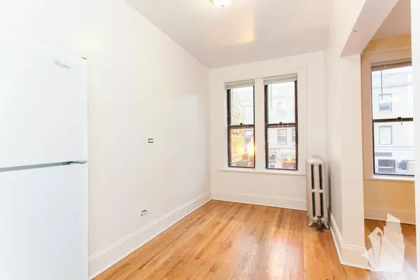 Studio Apartment for rent in Logan Square - North Side, Chicago