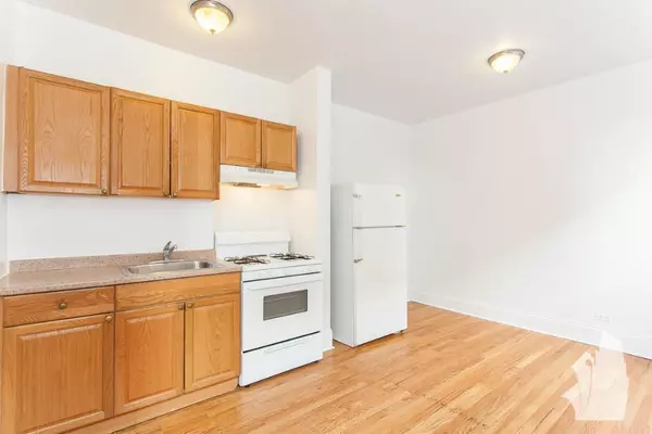 Studio Apartment for rent in Logan Square - North Side, Chicago