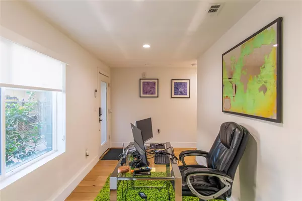 2 bedrooms apartment for rent in Old East Dallas - Ne Dallas, Dallas