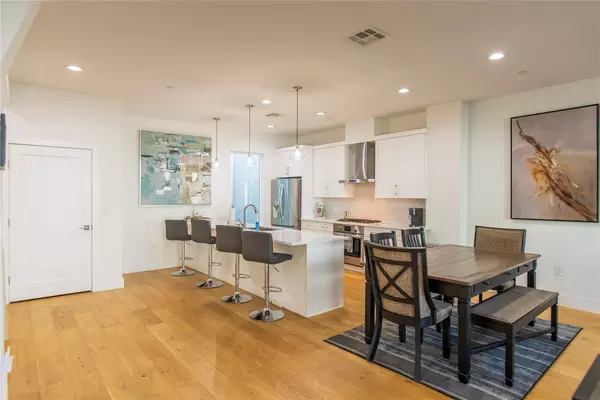 2 bedrooms apartment for rent in Old East Dallas - Ne Dallas, Dallas