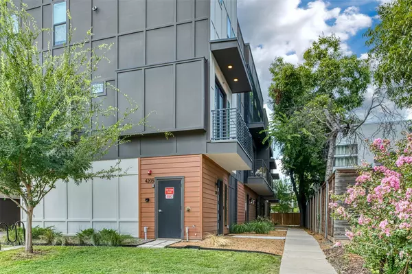 3 bedrooms apartment for rent in Old East Dallas - Ne Dallas, Dallas