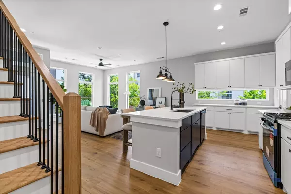 3 bedrooms apartment for rent in Old East Dallas - Ne Dallas, Dallas