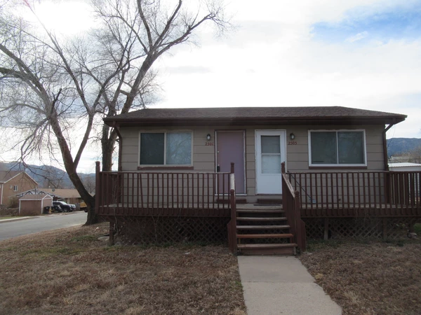 3 bedrooms apartment for rent in Old Colorado City - Central COS, Colorado Springs
