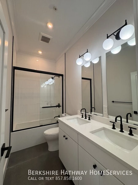 3 bedrooms apartment for rent in Brighton - Boston, Boston