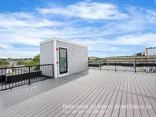 3 bedrooms apartment for rent in Brighton - Boston, Boston