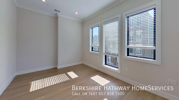 3 bedrooms apartment for rent in Brighton - Boston, Boston