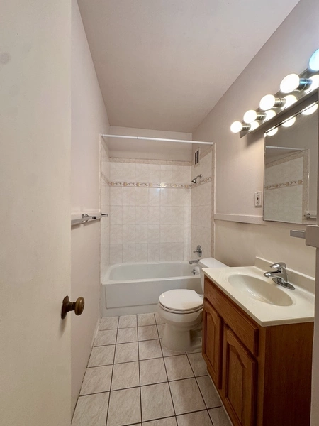 2 bedrooms apartment for rent in Chinatown SF - San Francisco, San Francisco