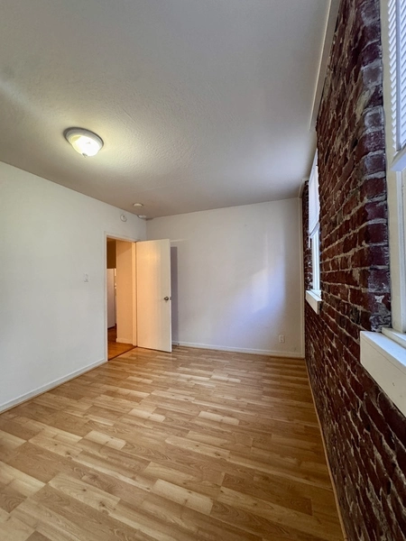 2 bedrooms apartment for rent in Chinatown SF - San Francisco, San Francisco