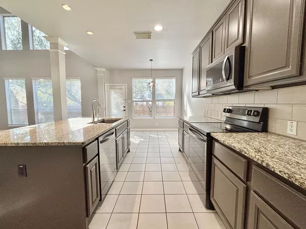 5 bedrooms apartment for rent in Far North Central - North SATX, San Antonio