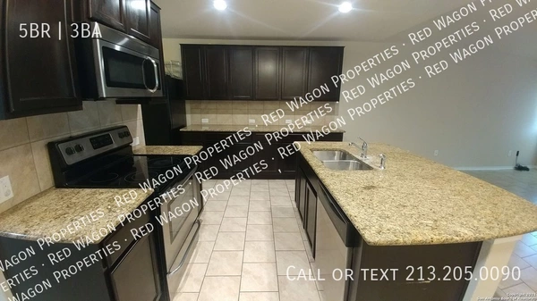 5 bedrooms apartment for rent in Far West Side - West SATX, San Antonio
