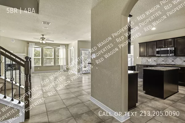 5 bedrooms apartment for rent in Far North Central - North SATX, San Antonio