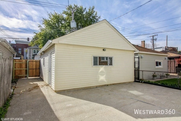 2 bedrooms apartment for rent in Hermosa - Northwest Side, Chicago