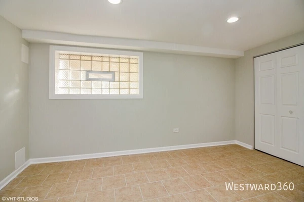 2 bedrooms apartment for rent in Hermosa - Northwest Side, Chicago