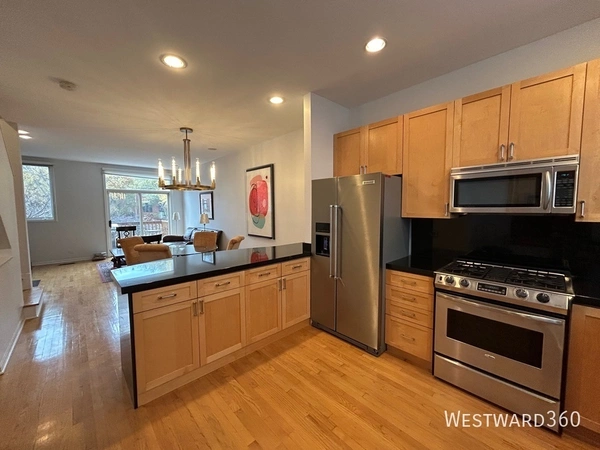 3 bedrooms apartment for rent in Andersonville - Far North Side, Chicago