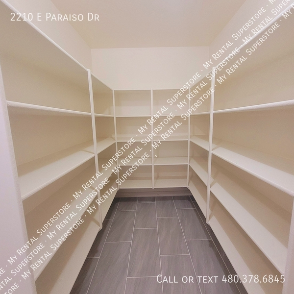 3 bedrooms apartment for rent in Desert View - Phoenix, Phoenix