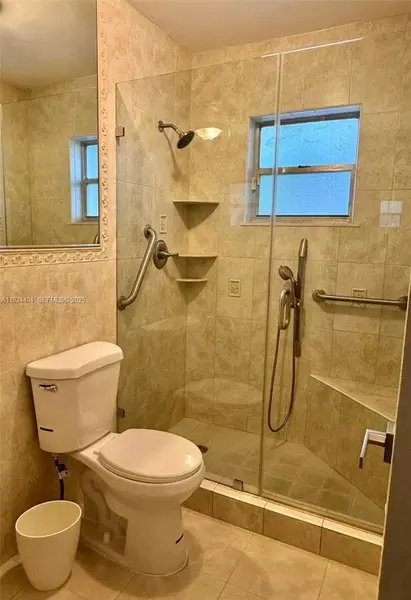 3 bedrooms apartment for rent in Westchester FL - Miami Dade, Miami