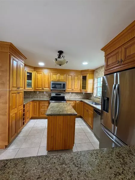 3 bedrooms apartment for rent in Westchester FL - Miami Dade, Miami