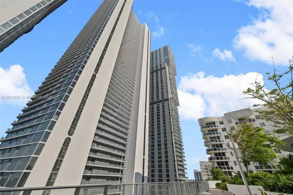 2 bedrooms apartment for rent in Edgewater MIA - Miami, Miami