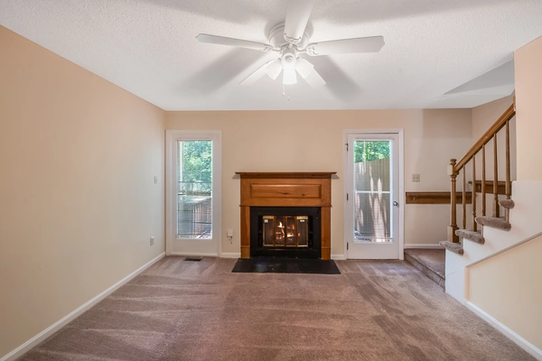 3 bedrooms apartment for rent in Fairmont - Central Raleigh, Raleigh