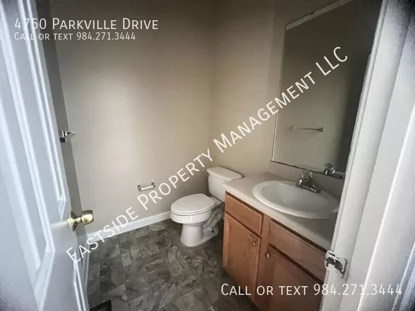 3 bedrooms apartment for rent in Millbrook - North Raleigh, Raleigh