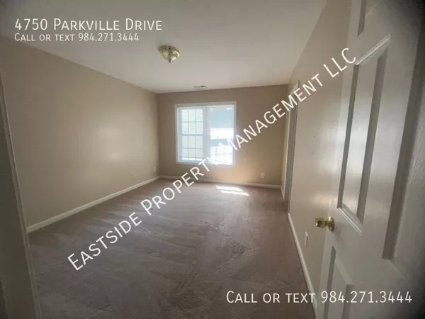 3 bedrooms apartment for rent in Millbrook - North Raleigh, Raleigh