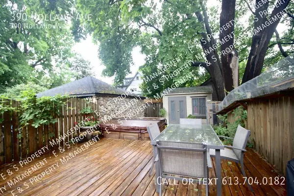 3 bedrooms apartment for rent in Wellington Village - West Ottawa, Ottawa