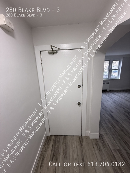 3 bedrooms apartment for rent in Vanier - East Ottawa, Ottawa