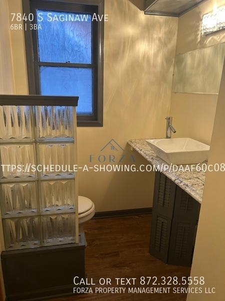 6 bedrooms apartment for rent in South Shore - South Side, Chicago