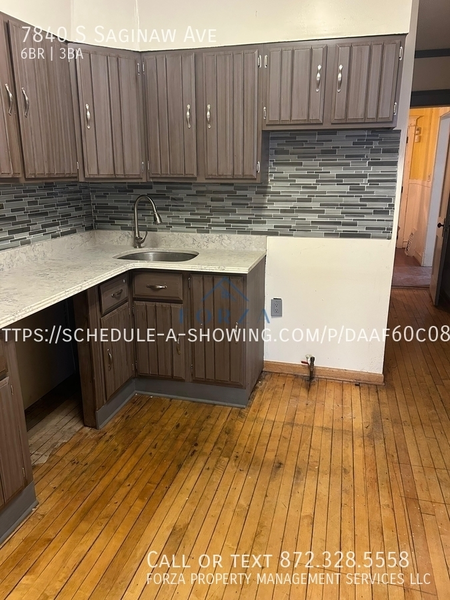 6 bedrooms apartment for rent in South Shore - South Side, Chicago